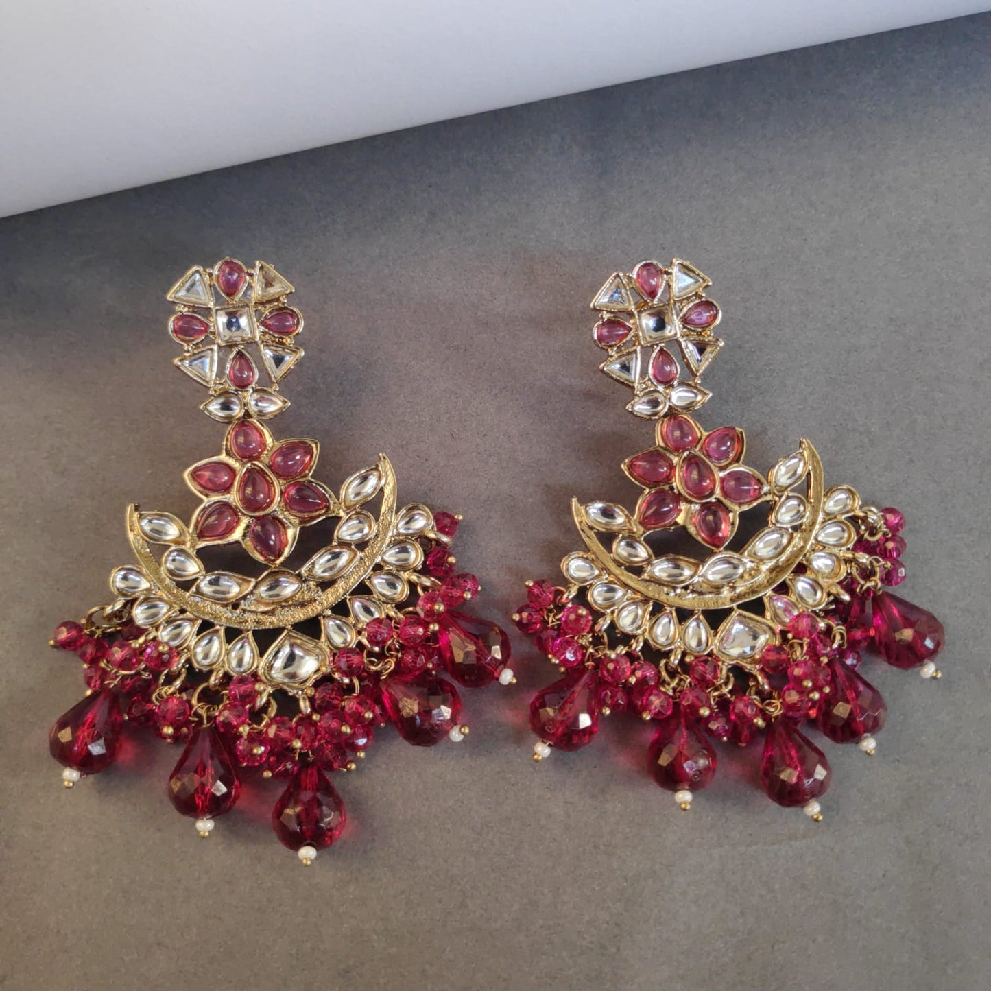 Pachi Kundan Crystal Latkan Detailed Medium Size Chandbali